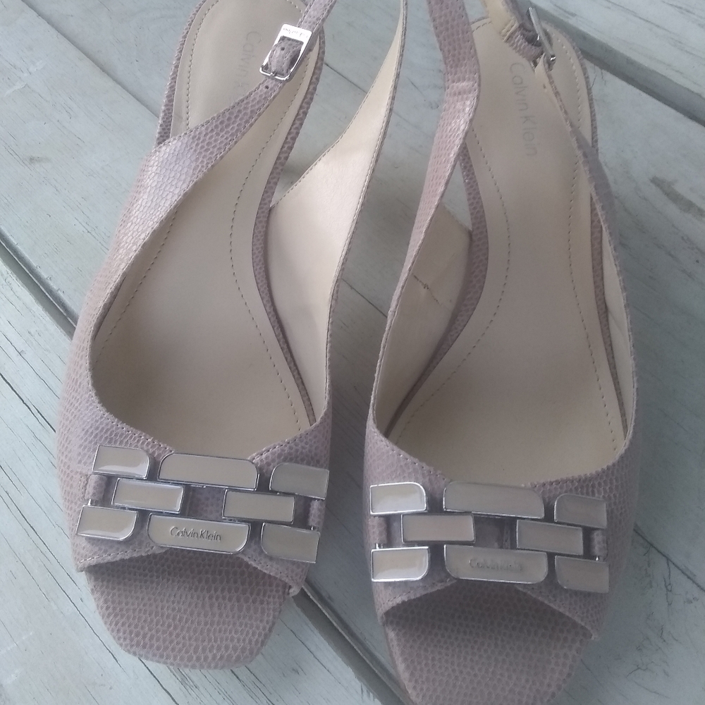 Calvin Klein Leather Shoes/ Sandal